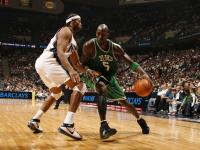 开云体育入口-篮网打穿魔术，恩比德东决关键战接管比赛，巨星的诞生之夜