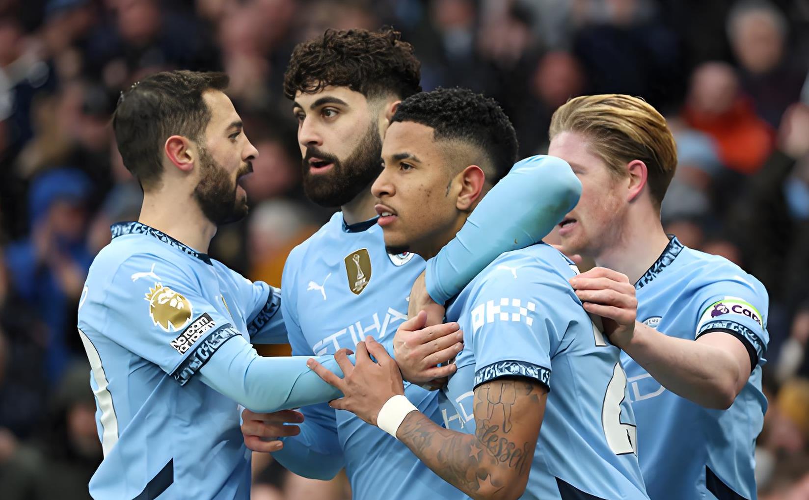 莱斯特城硬仗不败,坚守联赛前列 莱斯特城硬仗不败,坚守联赛前列