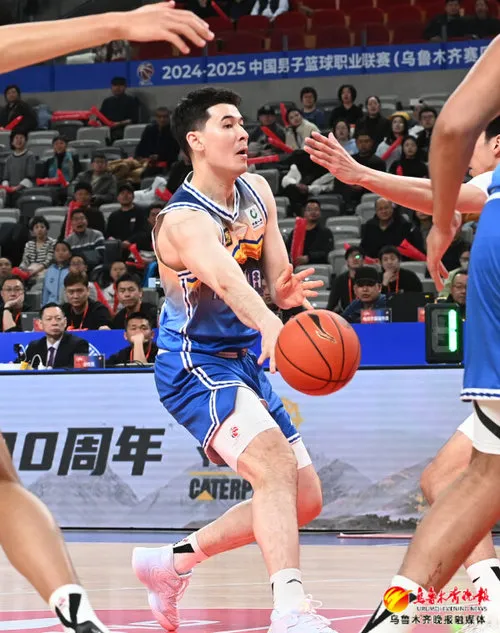 新疆男篮士气高涨,目标前进一步的简单介绍 新疆男篮士气高涨,目标前进一步的简单介绍