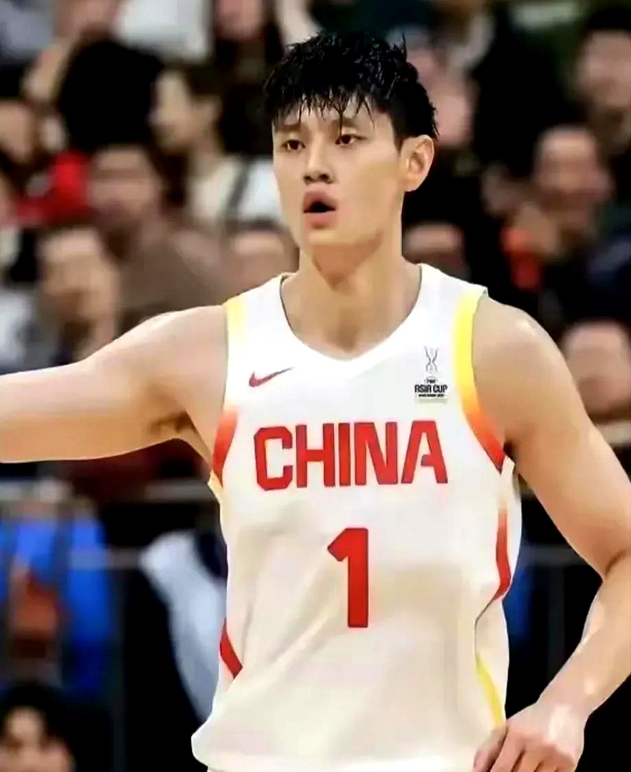 昔日较量：北京队战胜上海队