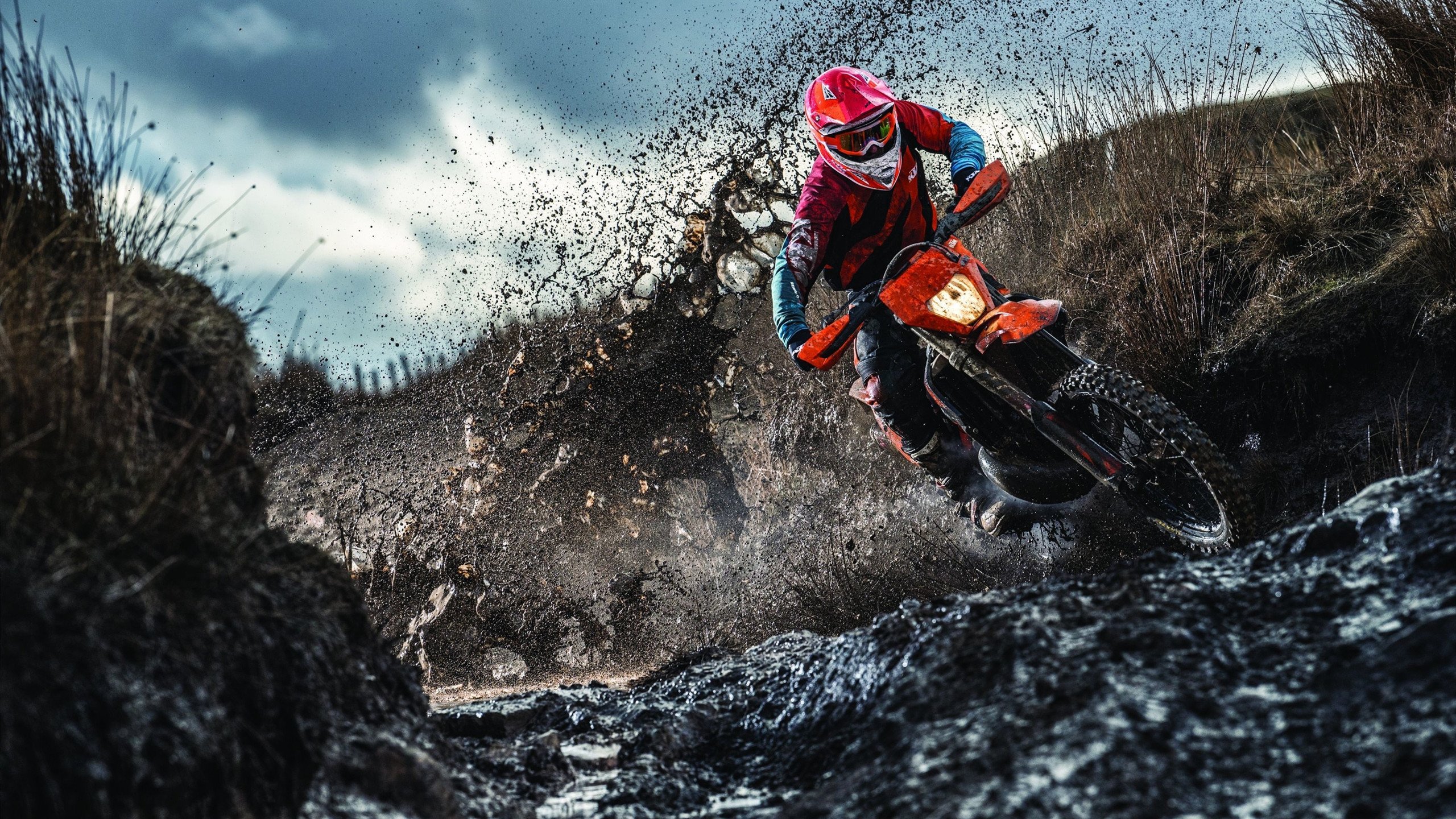 欧冠半决赛之夜，法比尼奥连续得分拉开差距