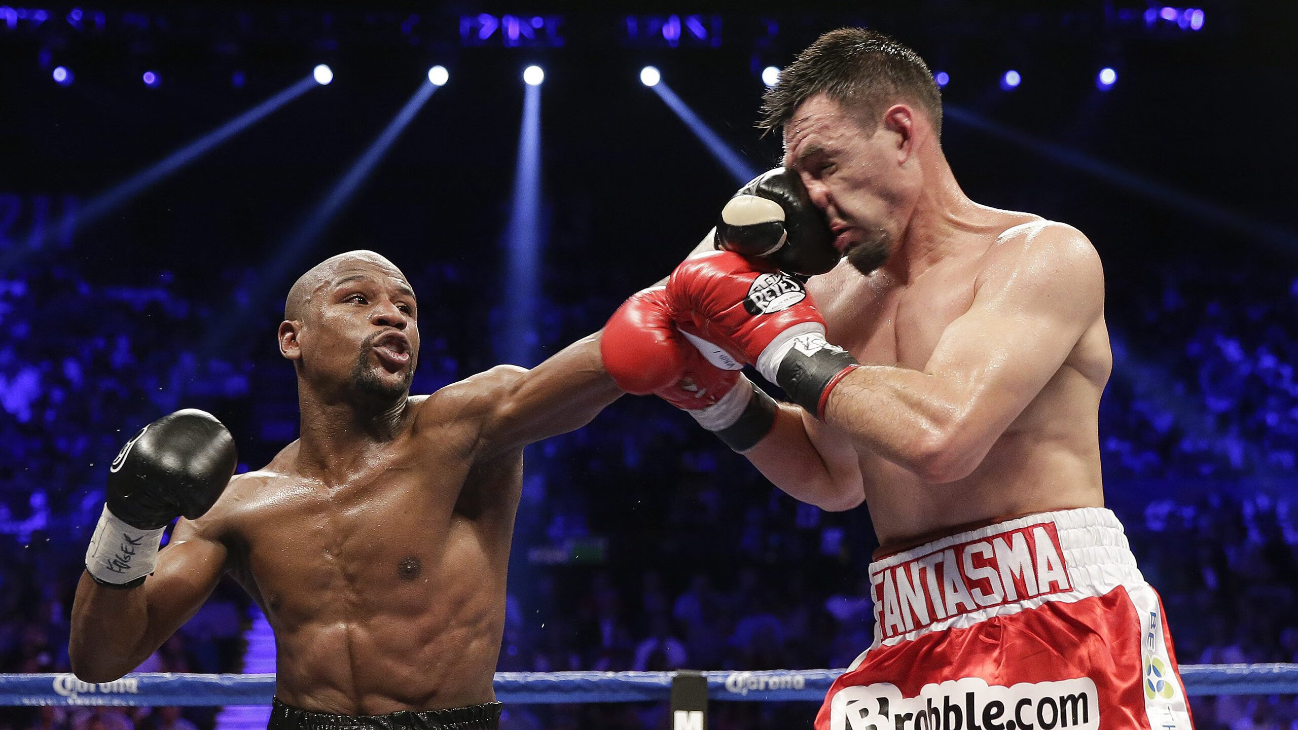 奇迹之夜，里昂翻盘法国，哈兰德带队取胜—足球世界的双重震撼